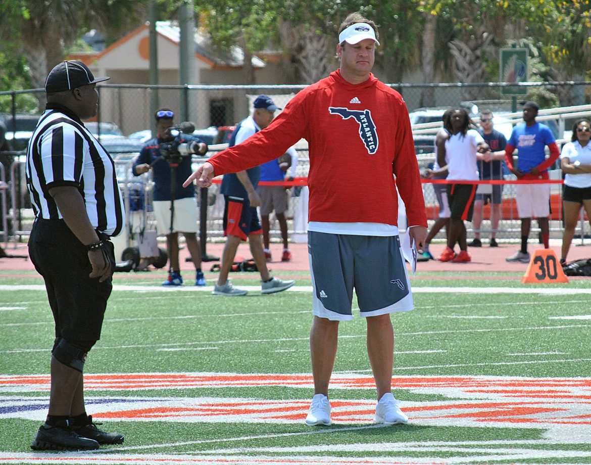 PHOTO GALLERY:<br> Spring Scrimmage <div class='secondary-title'><span style='color:#818181;font-size:14px;'>Here's a photo gallery from Saturday's FAU spring scrimmage at Carter Park in Fort Lauderdale.</div>