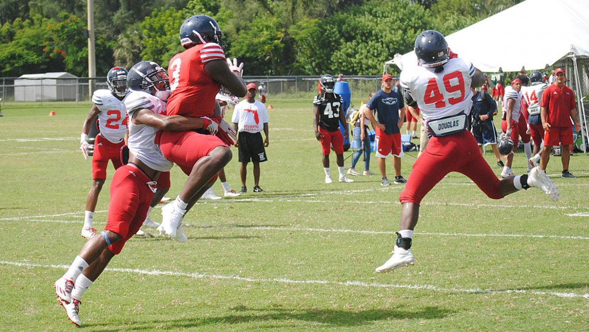 HARD KNOCKS at the OX: Parr Showcase <div class='secondary-title'><span style='color:#818181;font-size:14px;'>With Jason Driskel absent quarterback Daniel Parr practices with second team for FAU on Thursday.</div>