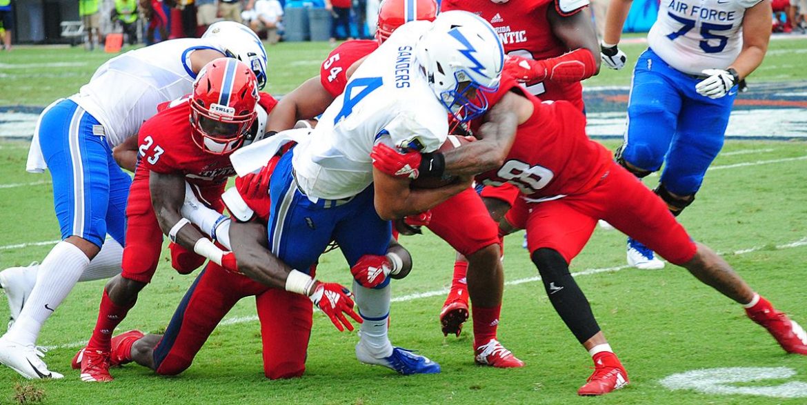 Defense Digs In <div class='secondary-title'><span style='color:#818181;font-size:14px;'>FAU did a significantly better job of tackling in the win over Air Force, but the Owls may have lost a key defender in to the process.</div>
