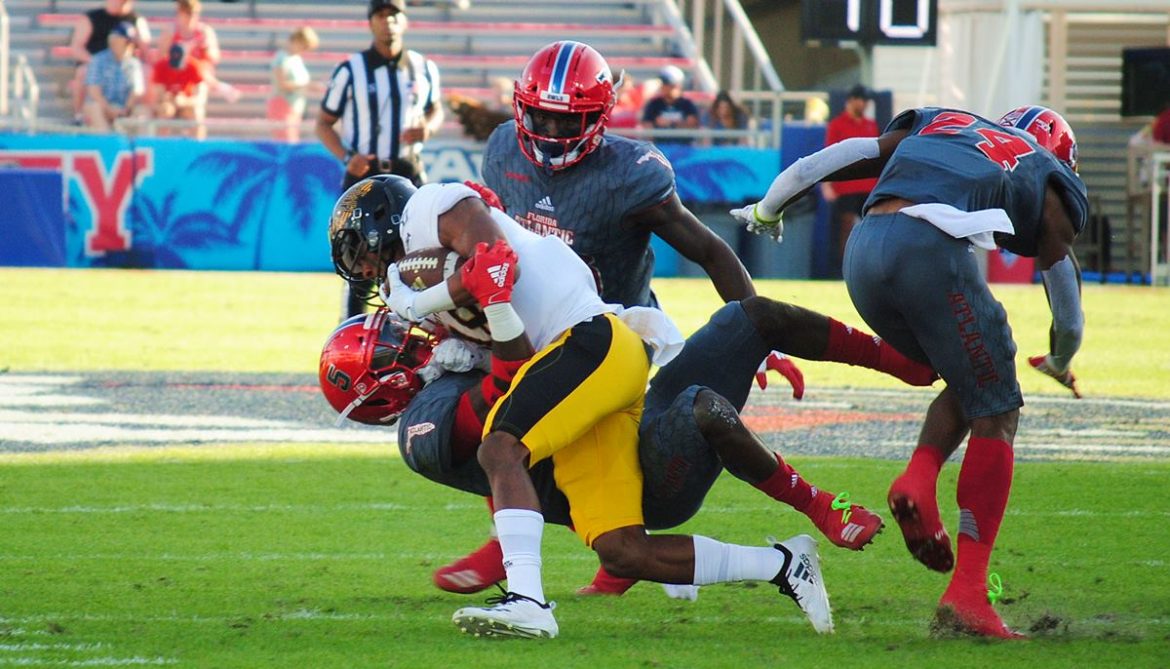 FOUR DOWN TERRITORY:<br> FAU 34, Southern Miss 17 <div class='secondary-title'><span style='color:#818181;font-size:14px;'>Keke Leroy gets a game ball, Chris Robison struggles and two in-demand coaches will faceoff in the Conference USA championship game.</div>