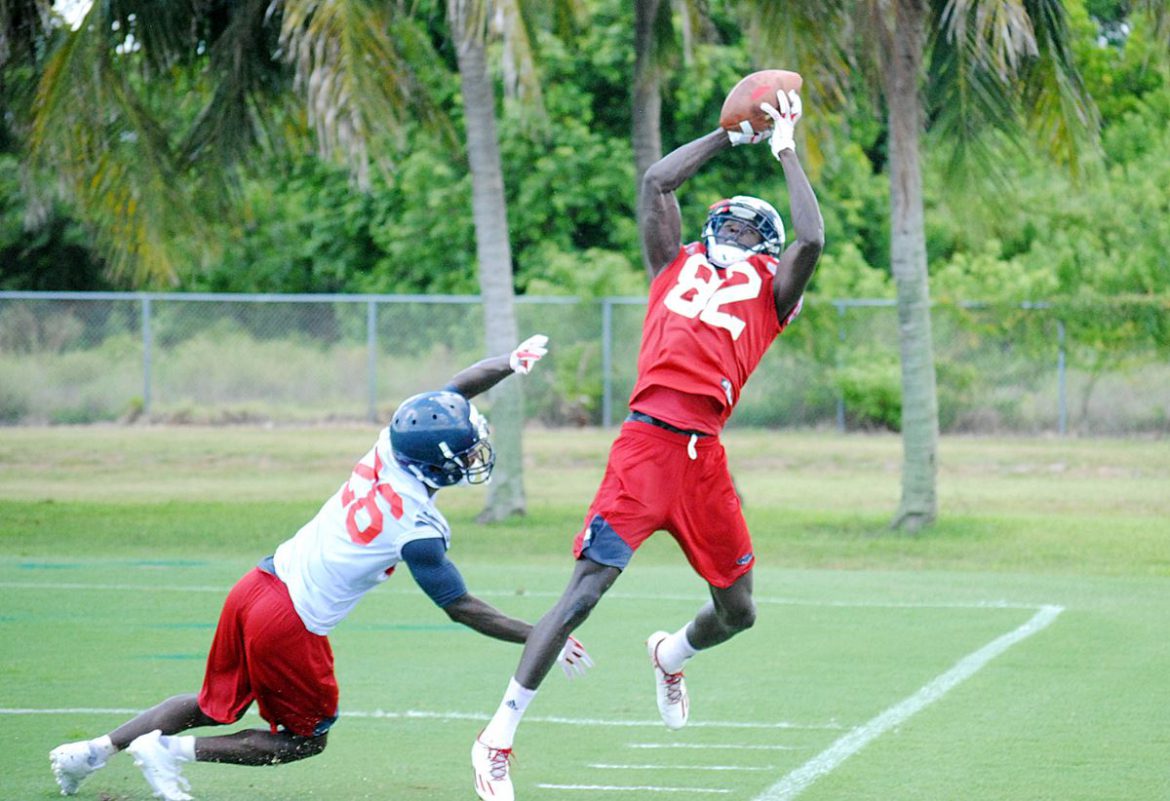Hard Knocks at the Ox: Pierre’s Impact <div class='secondary-title'><span style='color:#818181;font-size:14px;'>Former Syracuse signee James Pierre already making an impact at FAU, plus defense makes plays and Bonner impresses Bain.</div>