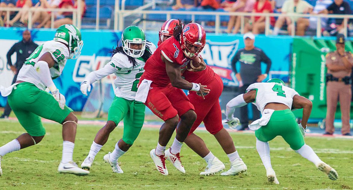 Four Down Territory:<br> FAU 69, UNT 31 <div class='secondary-title'><span style='color:#818181;font-size:14px;'>Devin Singletary and Azeez Al-Shaair continue to lead FAU, Kalib Woods returns and the Owls' bowl potential all discussed here.</div>