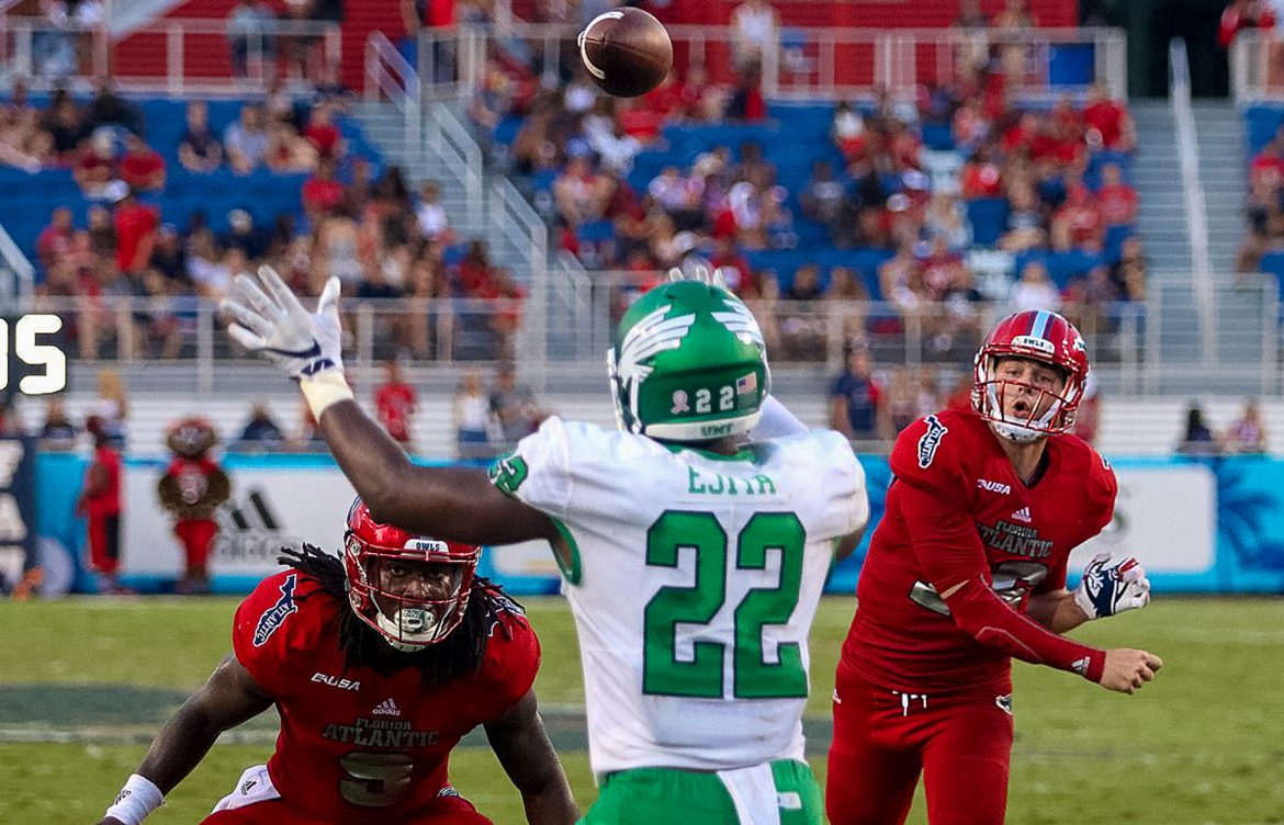 Four Down Territory:<br> FAU 69, UNT 31 <div class='secondary-title'><span style='color:#818181;font-size:14px;'>Devin Singletary and Azeez Al-Shaair continue to lead FAU, Kalib Woods returns and the Owls' bowl potential all discussed here.</div>