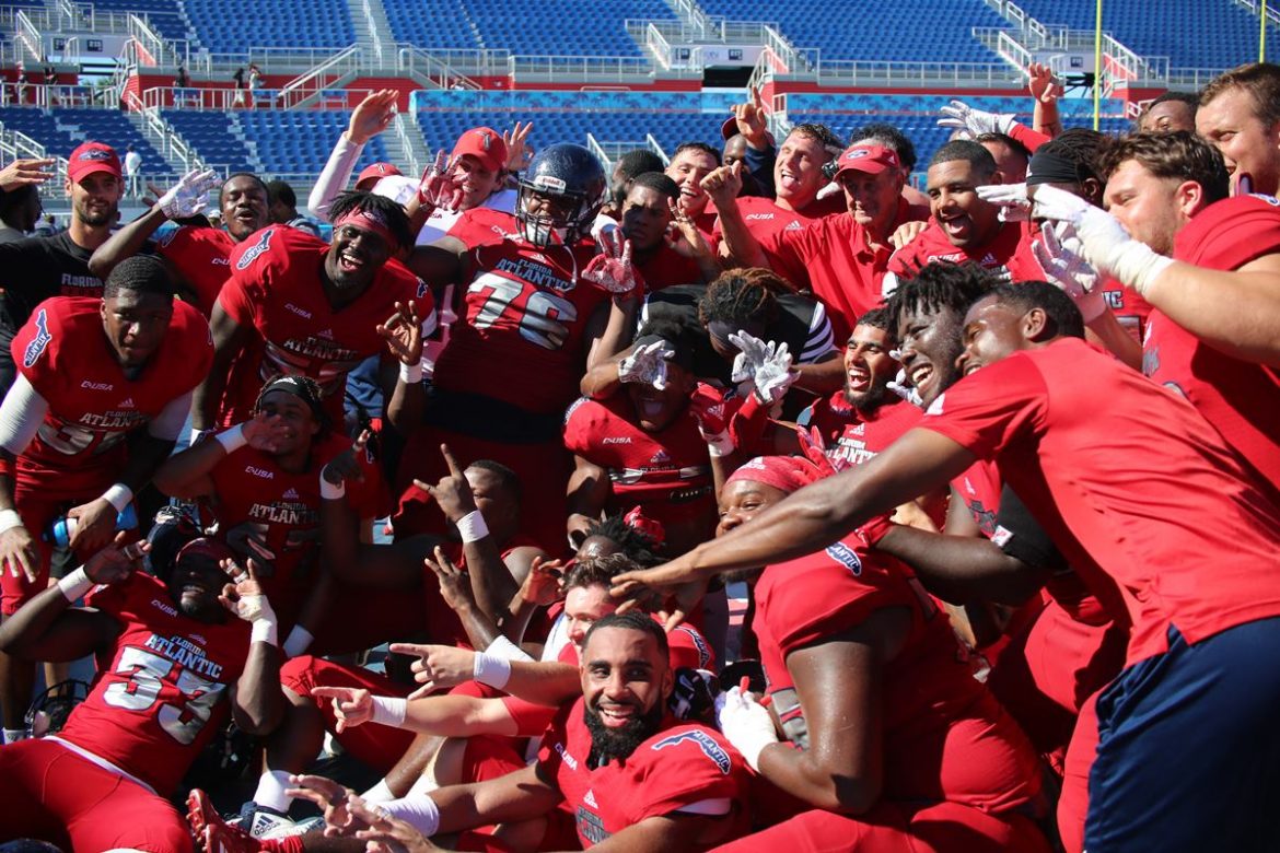 Package Deal <div class='secondary-title'><span style='color:#818181;font-size:14px;'>New coordinator Glenn Spencer is creating a defensive scheme for FAU based on tactics developed to counteract high-powered Big 12 offenses.</div>